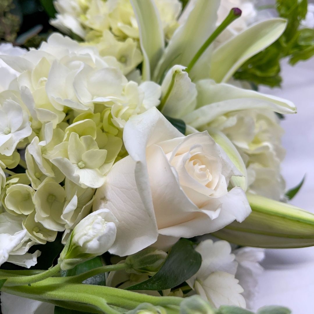 Graceful Devotion Urn Arrangement - Image 2