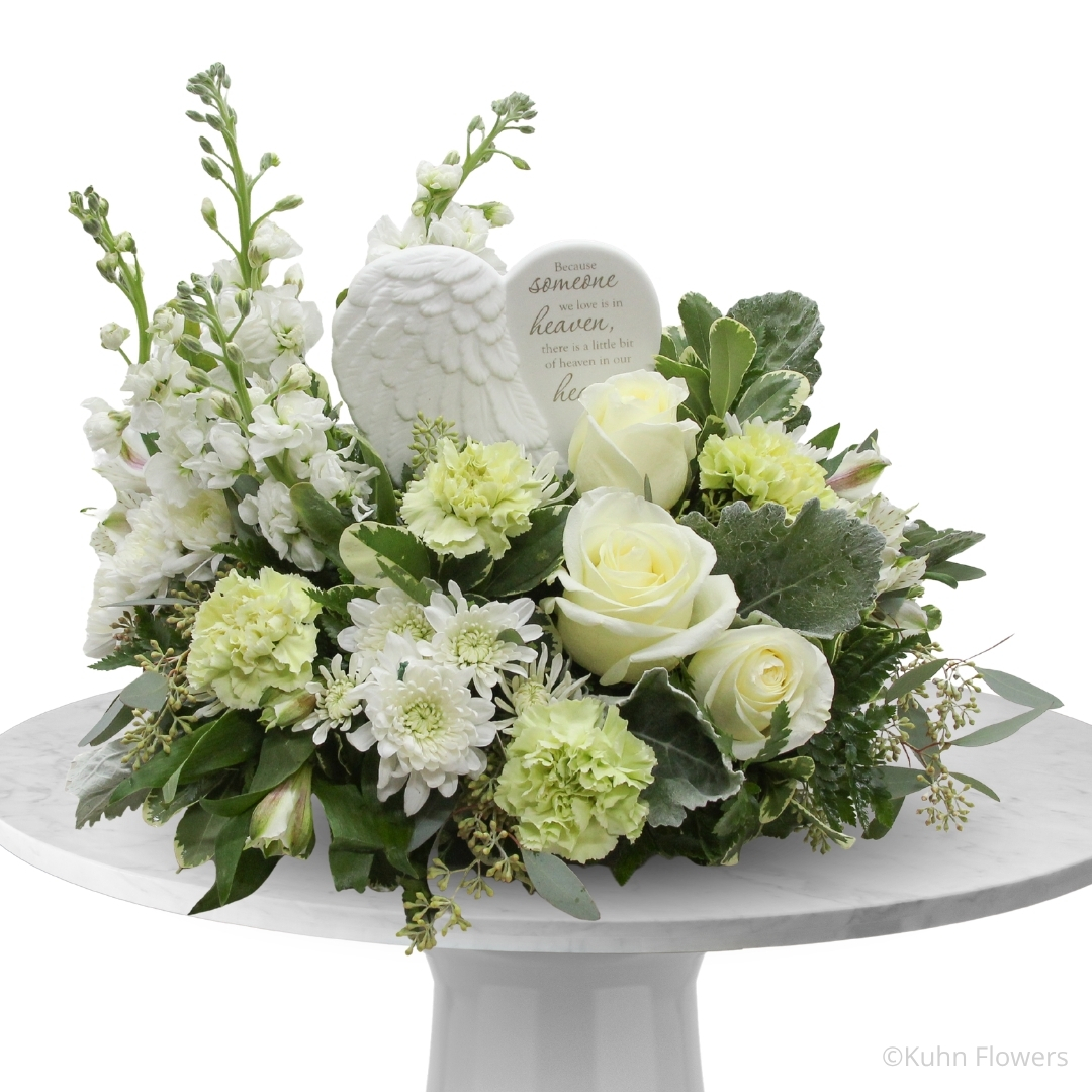 Teleflora's Hearts In Heaven Bouquet