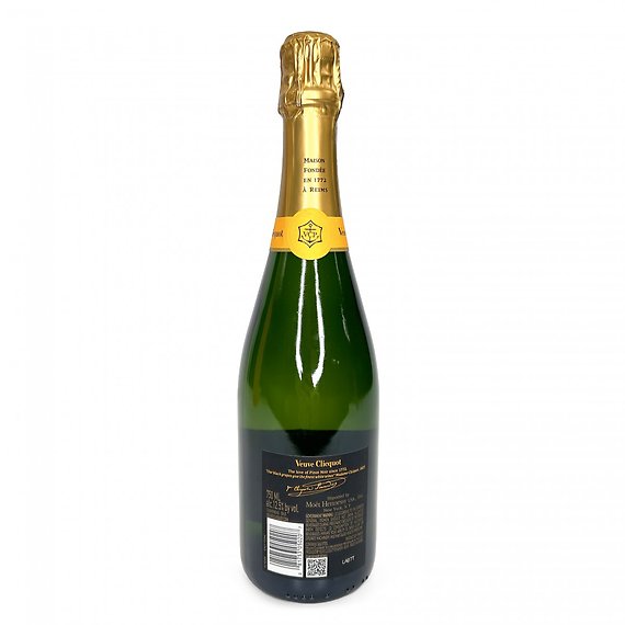 Veuve Clicquot Yellow Label Brut Champagne
