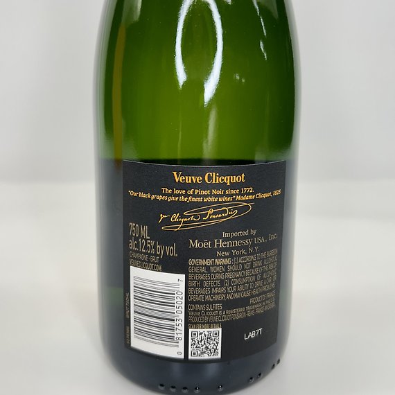 Veuve Clicquot Yellow Label Brut Champagne