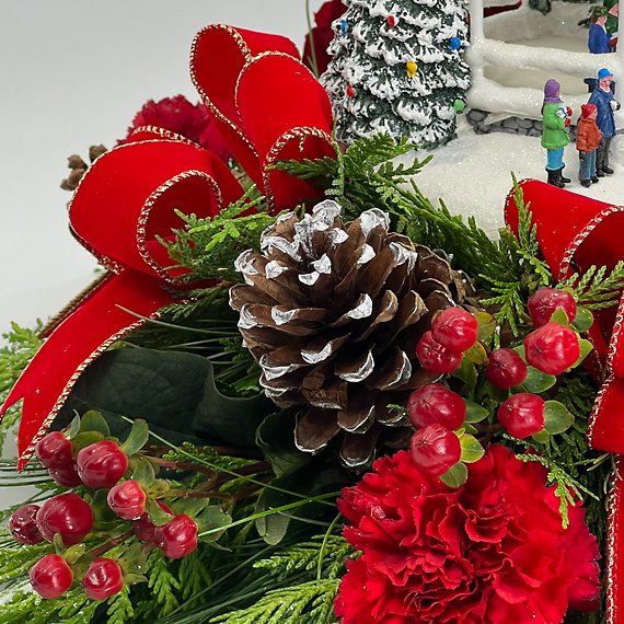 Thomas Kinkade Sweet Sounds of Christmas Bouquet